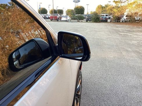 Used 2022 Jeep Wagoneer Series II w/ Premium Group I image 27