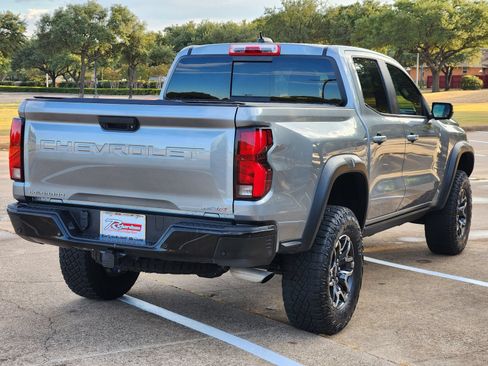 Used 2023 Chevrolet Colorado ZR2 w/ ZR2 Convenience Package III AWD/4WD image 6
