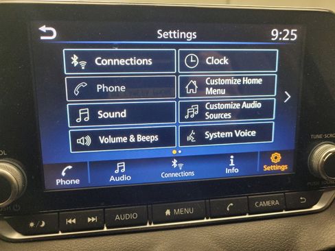 Used 2021 Nissan Sentra SV FWD image 25