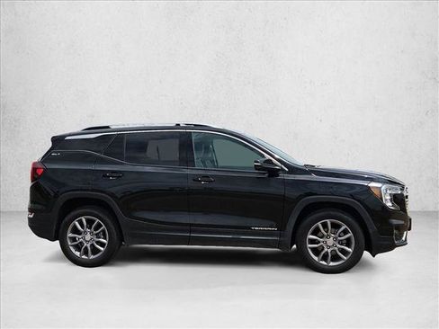 Certified 2024 GMC Terrain SLT AWD/4WD image 4