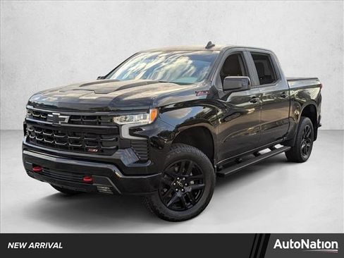 Used 2025 Chevrolet Silverado 1500 LT Trail Boss w/ Convenience Package II image 1