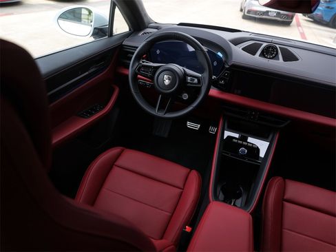 New 2025 Porsche Macan Turbo Electric image 36