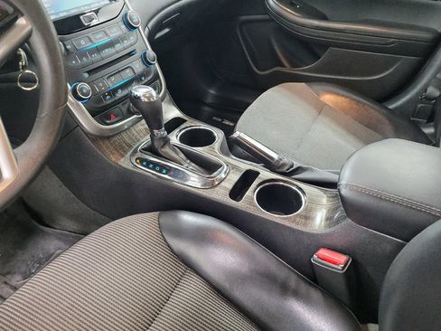 Used 2016 Chevrolet Malibu LT FWD image 26