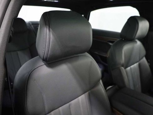 Used 2019 Audi A8 L 3.0T w/ Executive Package image 21