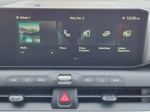 New 2025 Kia K4 LXS image 12