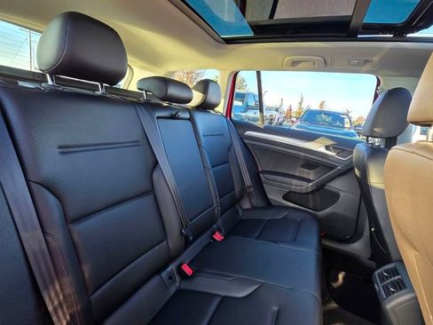 Used 2019 Volkswagen Golf Alltrack SE image 15