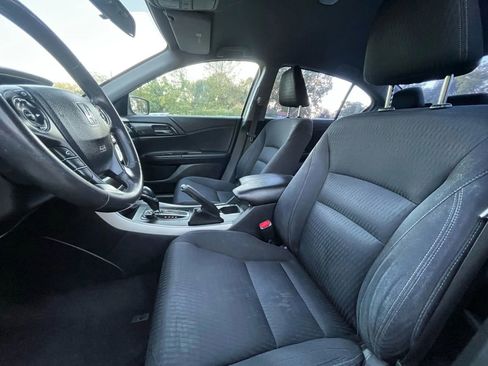 Used 2014 Honda Accord Sport image 6