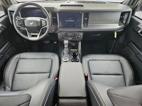 New 2025 Ford Bronco Badlands image 15