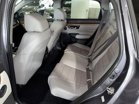 Used 2018 Honda CR-V Touring image 15