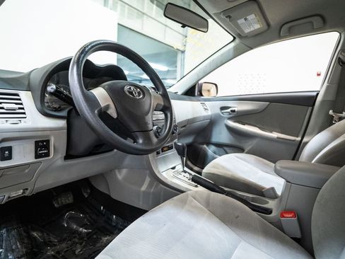 Used 2011 Toyota Corolla LE image 12