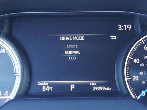 Used 2023 Toyota Venza XLE AWD/4WD image 46