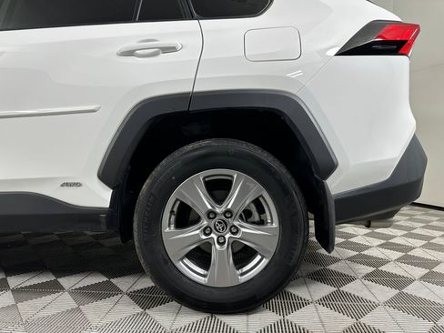Used 2024 Toyota RAV4 XLE image 27