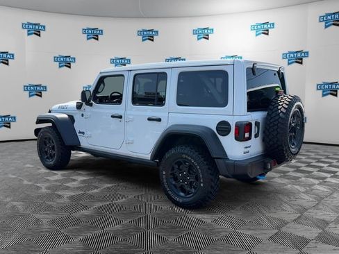 Used 2023 Jeep Wrangler Unlimited w/ Sun & Screen Package AWD/4WD image 4