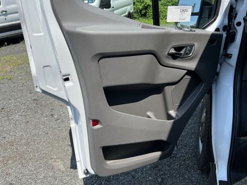 New 2026 Ford Transit 250 148 Medium Roof RWD image 14