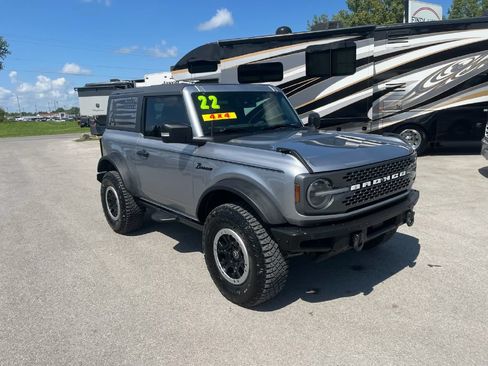 Used 2022 Ford Bronco Badlands AWD/4WD image 3