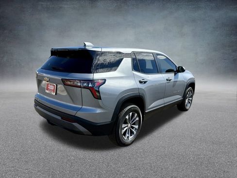 New 2026 Chevrolet Equinox LT image 5