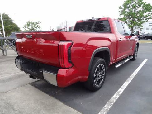 Used 2022 Toyota Tundra Limited AWD/4WD image 7