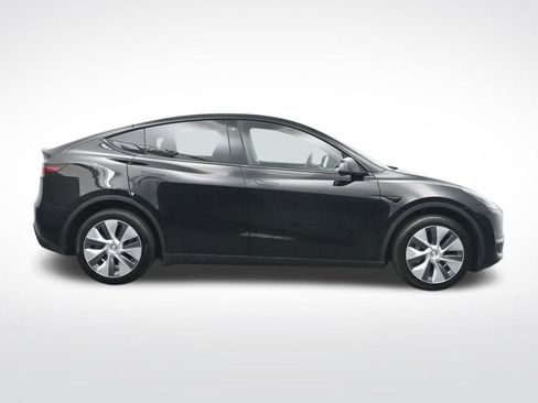 Used 2023 Tesla Model Y Long Range AWD/4WD image 4