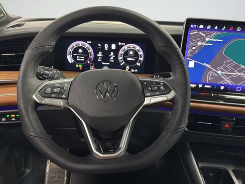 New 2026 Volkswagen Tiguan SEL R-Line image 29