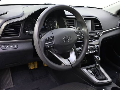 Used 2020 Hyundai Elantra SEL w/ Cargo Package (C1) FWD image 11