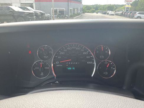 Used 2025 GMC Savana 2500 w/ Driver Convenience Package RWD image 14