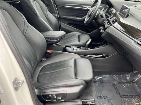Used 2022 BMW X1 xDrive28i w/ M Sport Package image 26
