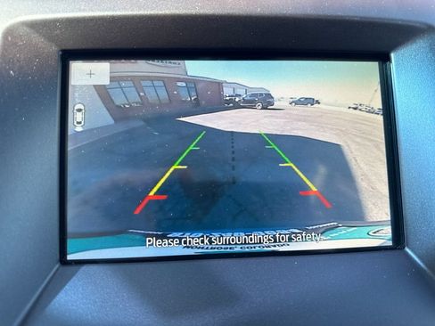 Used 2019 Ford Edge Titanium w/ Equipment Group 301A AWD/4WD image 21
