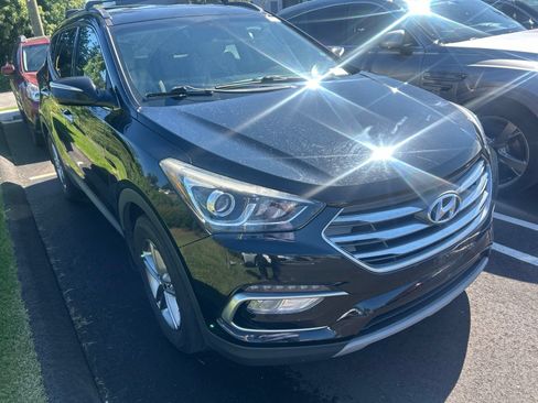 Used 2018 Hyundai Santa Fe Sport AWD/4WD image 2