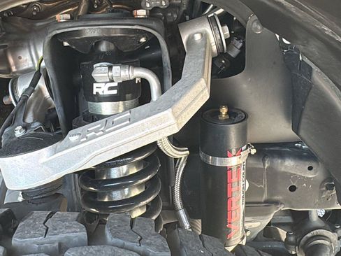 Used 2022 Toyota 4Runner TRD Off-Road Premium w/ Moonroof Package AWD/4WD image 12