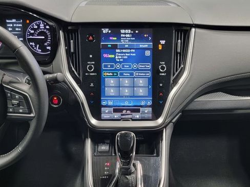 Certified 2025 Subaru Outback Premium w/ Popular Package #1A AWD/4WD image 18
