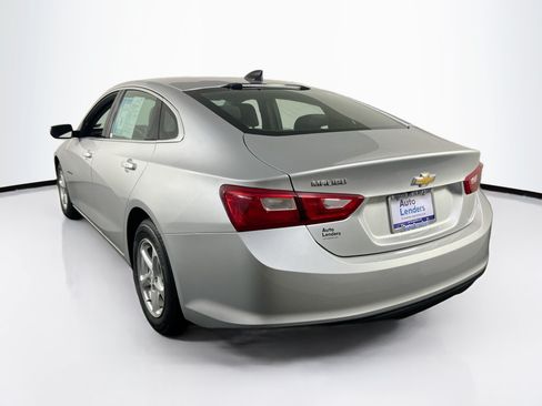 Used 2017 Chevrolet Malibu LS FWD image 7