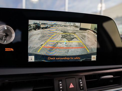 Used 2024 Lexus ES 350 w/ Premium Package image 25