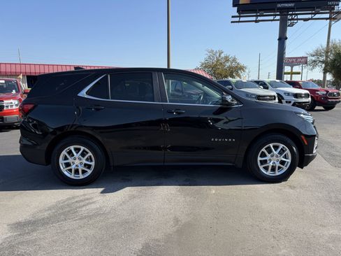 Used 2024 Chevrolet Equinox LT FWD image 3