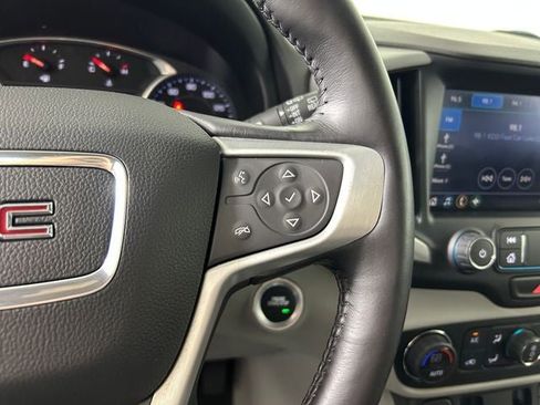 Used 2019 GMC Terrain SLT w/ Preferred Package FWD image 17