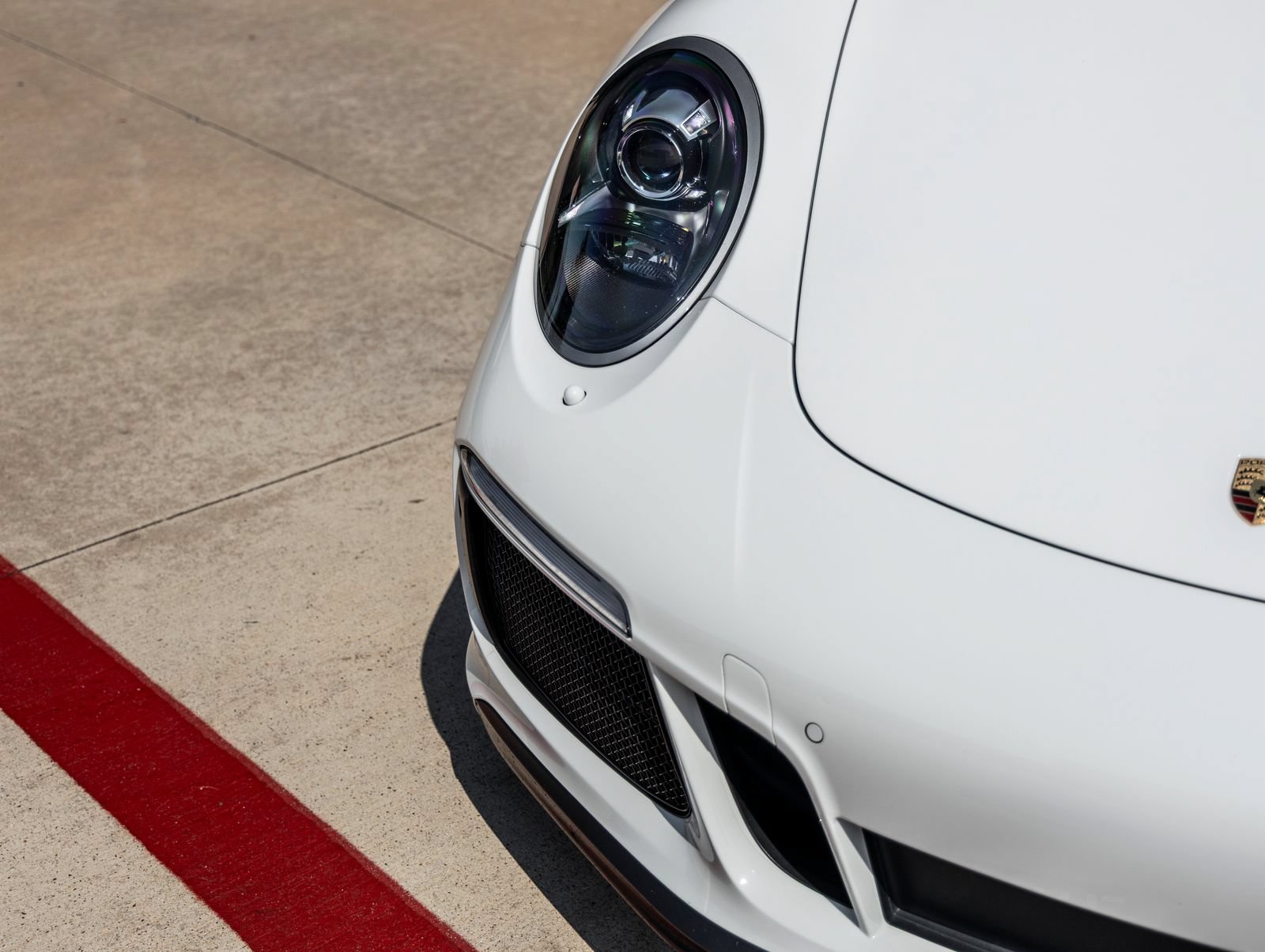 Certified 2018 Porsche 911 Carrera 4 GTS AWD/4WD image 19