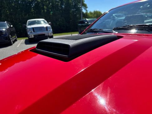 Used 2004 Ford Mustang Mach 1 RWD image 10