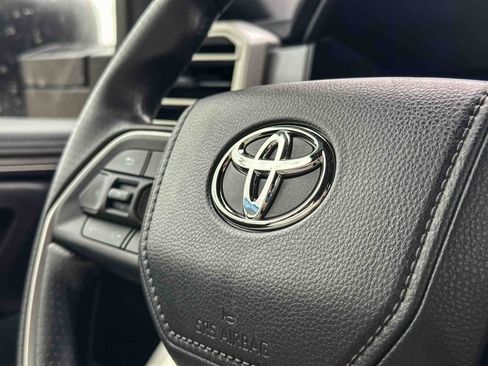 Used 2026 Toyota Tundra SR5 AWD/4WD image 19