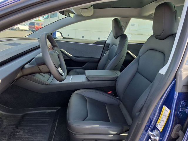 Used 2025 Tesla Model 3 Long Range RWD image 17