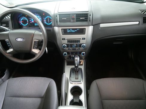 Used 2012 Ford Fusion SE image 10