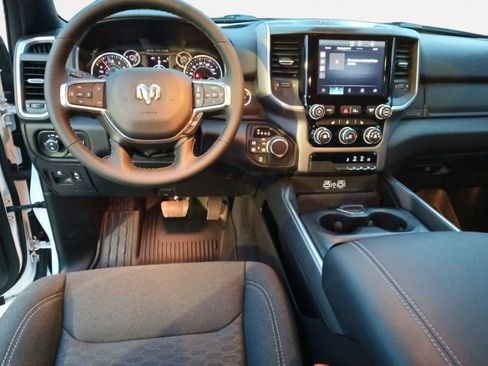 Certified 2025 RAM 1500 Big Horn image 3