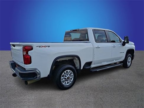 Used 2024 Chevrolet Silverado 2500 LT image 5