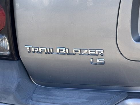 Used 2007 Chevrolet TrailBlazer LS w/ Skid Plate Package image 11