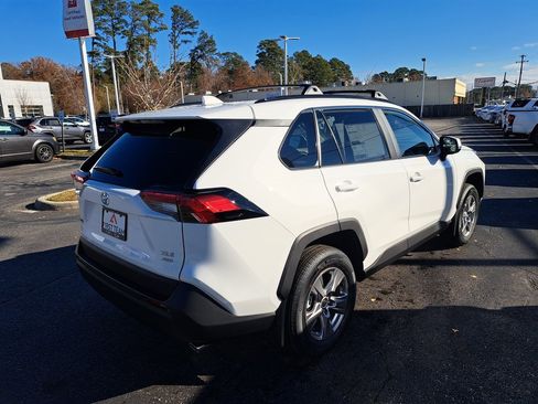 New 2025 Toyota RAV4 XLE image 6