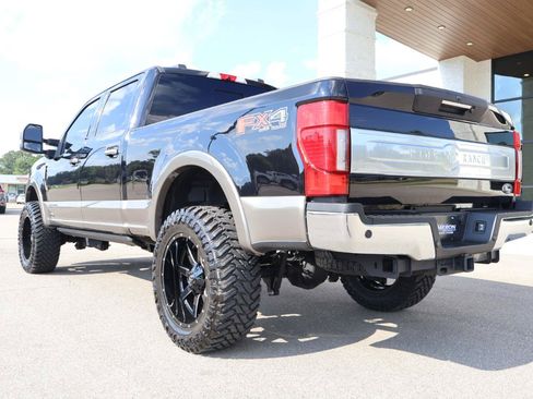 Used 2020 Ford F250 King Ranch w/ King Ranch Ultimate Package AWD/4WD image 3