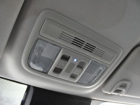 Used 2017 Honda Civic Touring image 18