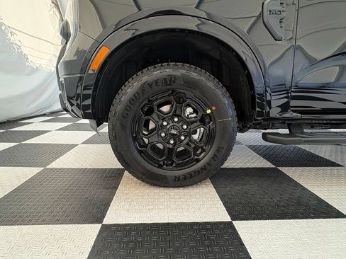 New 2026 Ford Ranger XLT w/ Black Appearance Package AWD/4WD image 9