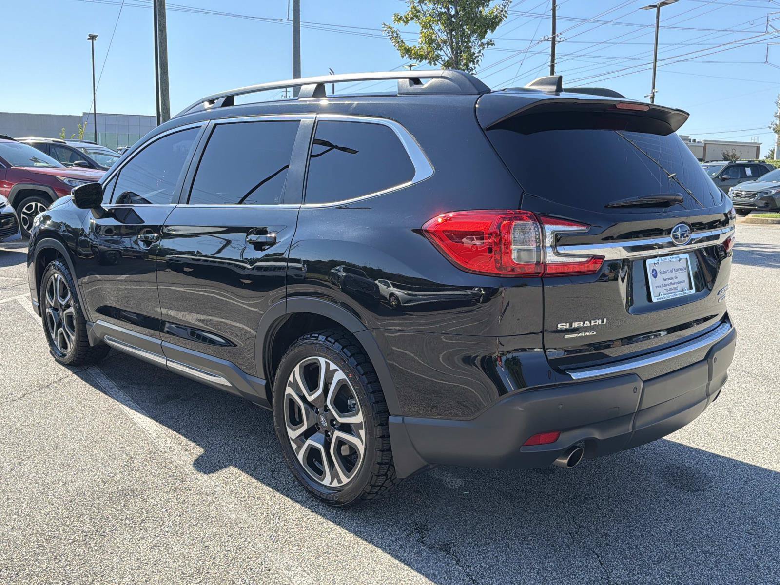 Used 2023 Subaru Ascent Limited AWD/4WD image 8
