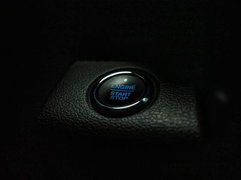 Used 2019 Ford Expedition Limited w/ Equipment Group 302A AWD/4WD image 20