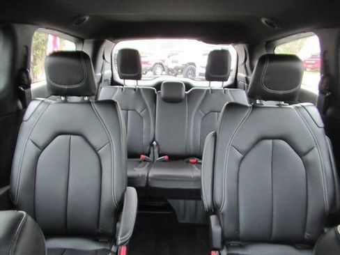 New 2026 Chrysler Voyager LX image 26