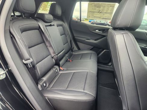 New 2026 Chevrolet Equinox LT w/ Convenience Package II FWD image 26